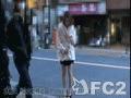 アダルト動画：【個人撮影】母乳が出る出産直後の女を無理やり東京都内で露出